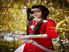cos花城服装全套里有卖
